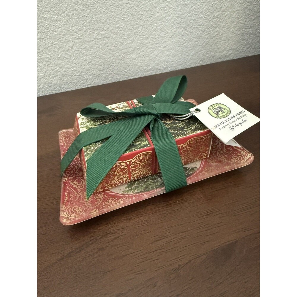 Michel Design Works O Tannenbaum Soap Glass Dish Set NWT Discontinued Christmas